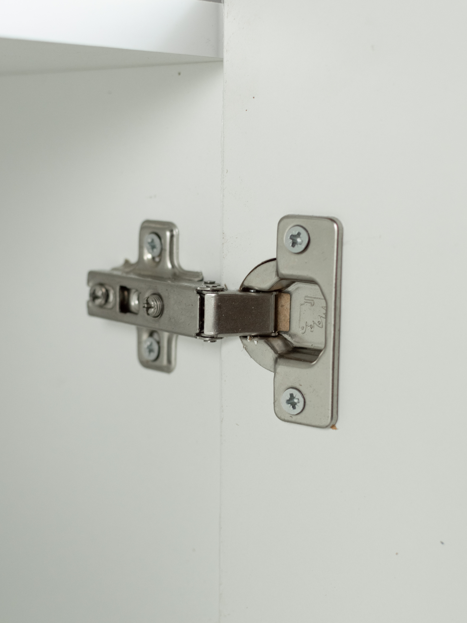 Шкаф навесной 46х 60 Универсал m